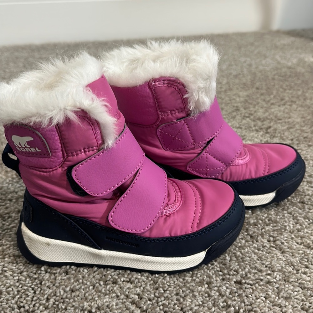 SOREL Kids Whitney II Strap toddler snow boots